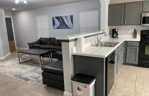 Wetmore House | 3 Bed 2 Bath by JW Marriott on TPC/Bulverde/Evans