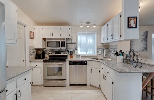 Munds Park Cabin | 3 Bed, 2 Bath Cabin in Munds Park AZ Close To Flagstaff and Sedona