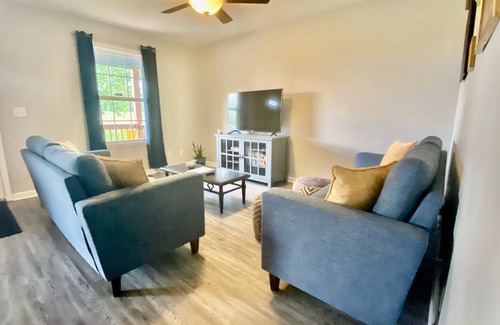 Fort Payne Cottage | 3 bed 2 bath cottage near Little River