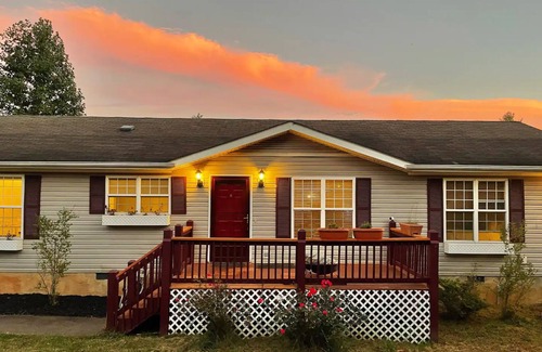 Leicester House | 3 Bed 2 Bath Cozy Mountain Home with Hot Tub and Farmland Views
