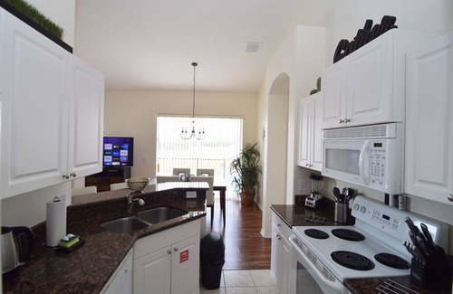 Tuscan Hills House | 3 bed/2 bath home, large private pool, fun games room, 8 miles to Disney World!