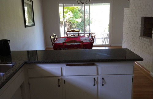 East San Mateo House | 3 Bed 2 Bath House San Mateo Next to Lagoon