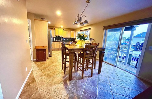 Harrison House | 3 Bed, 2 Bath House on Canal with Boat Well Included