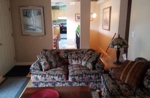 Glenwood Springs House | 3 Bed 2 Bath Sleeps 8 Next To Rifle Falls State Park & Rifle Mountain Park