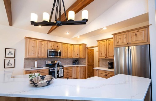 Buena Vista House | 3 Bed/2 Bath with Rec Room, Hot Tub, Sauna and Outdoor Living!