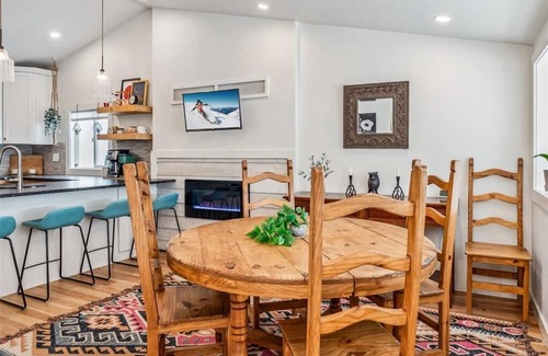 Fairplay House | 3 Bed/2Bath Pet Friendly Home, 3 Blocks from Front Street, in Fairplay - Hidden Gem