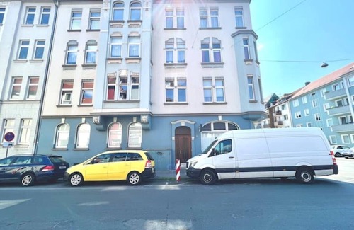 Vahrenwald Apartment | 3 bed accommodation Vahrenwald