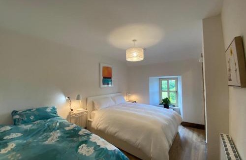 Headford Apartment | 3 Bed Apartment/Explore the Area/Enjoy our Pub