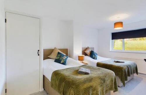 Tilehurst House | 3 bed beautiful home which sleeps up to 6