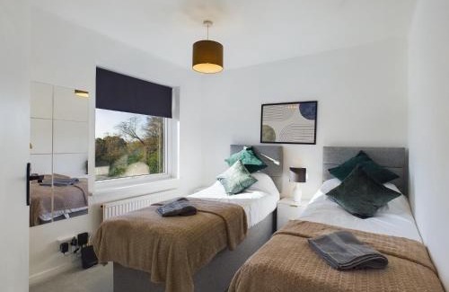 Tilehurst House | 3 bed beautiful home which sleeps up to 6