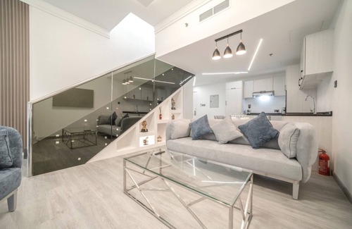 Barsha Heights Apartment | 3 Bed Boutique Luxury Living near Palm Jumeirah