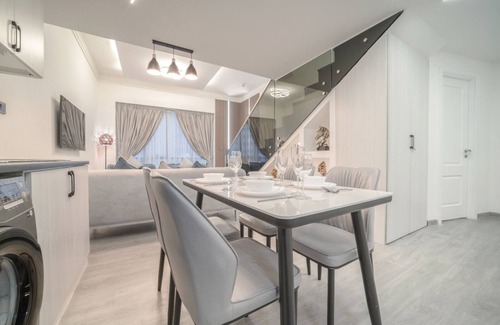Barsha Heights Apartment | 3 Bed Boutique Luxury Living near Palm Jumeirah