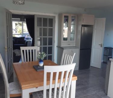 Curracloe House | 3 Bed Curracloe Village, Wexford