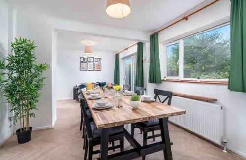 Hitchin Apartment | 3 Bed Detached House in Hitchin!