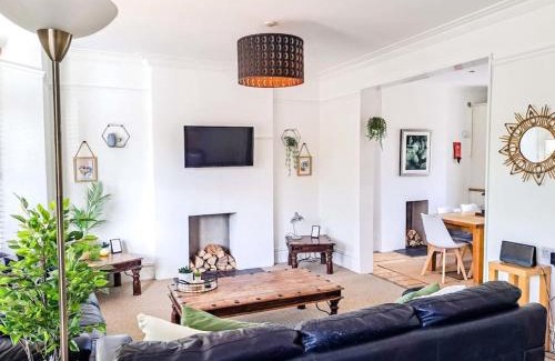 Grangetown Apartment | 3 bed flat Cardiff Central Location
