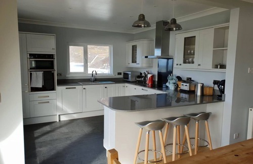 Gwbert House | 3-bed holiday cottage with spectacular sea views