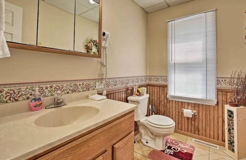 Sawyer House | 3 Bed Home Close to downtown Sawyer & Warren Dunes