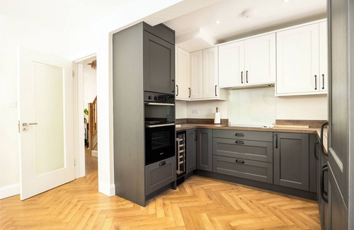 Ashtown House | 3 Bed Home W/Garden By Phoenix Park & Dublin Zoo