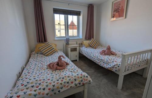Hammerpot House | 3 Bed House 10 minutes to beach