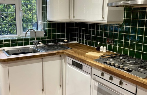 Warley House | 3 bed house free off street parking with garden