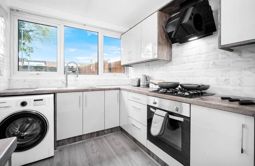 Little Hay House | 3-Bed House in Birmingham-Jlr,Nec,Bham,Airport