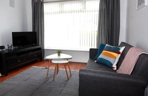 Newtownabbey House | 3 bed house in suburbs of Belfast, sleeps up to 5
