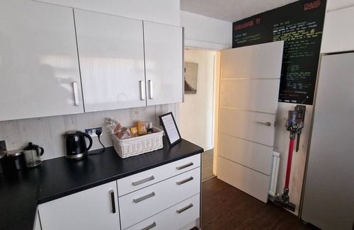 Woodingdean House | 3 Bed House Stunning Views And Free Parking