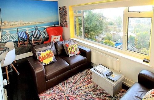 Woodingdean House | 3 Bed House Stunning Views And Free Parking