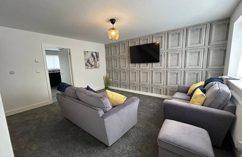 St Helens House | 3 Bed House - Tower Close