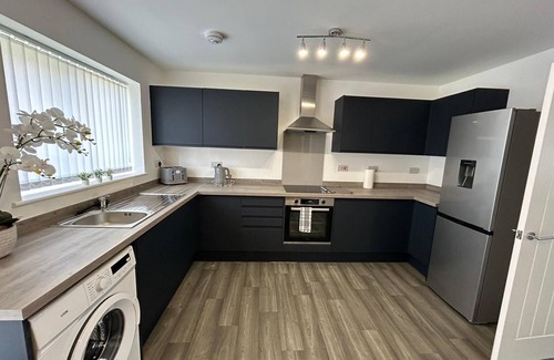 St Helens House | 3 Bed House - Tower Close