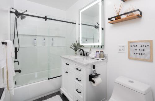 Grant Hill House | 3 Bed House with Fire Pit Table and BBQ - Downtown