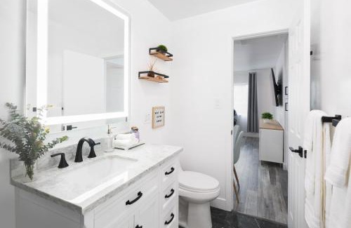 Grant Hill House | 3 Bed House with Fire Pit Table and BBQ - Downtown