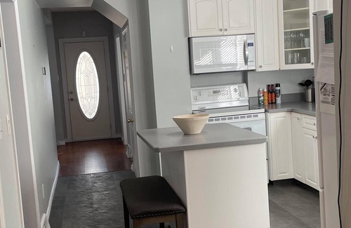 Moose Jaw House | 3-Bed House With Games Room