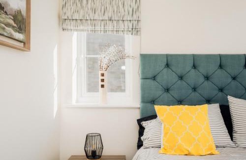 Buxton House | 3 Bed in Buxton 91785