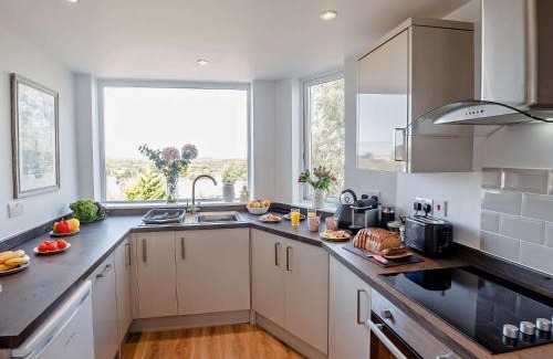 Amlwch House | 3 Bed in Cemaes 92812