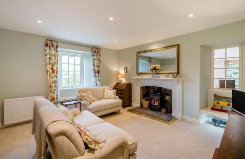 Crieff House | 3 Bed in Comrie oc-e33307