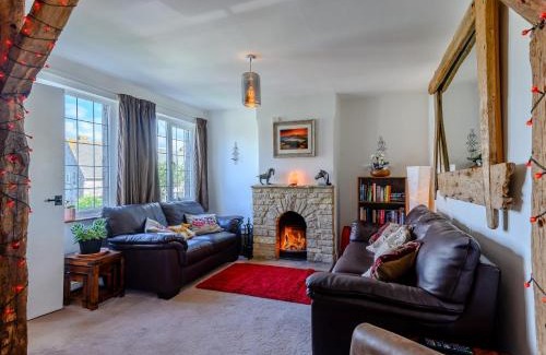 Corfe House | 3 Bed in Corfe Castle 78831