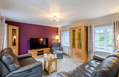 Corfe House | 3 Bed in Corfe Castle 81369