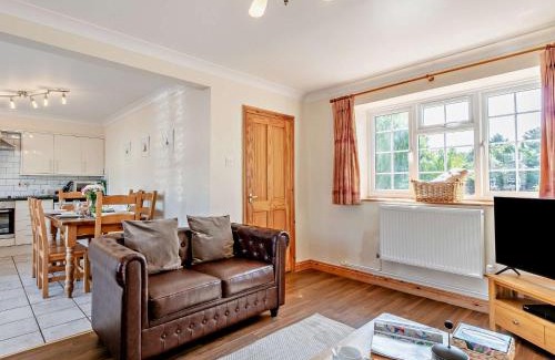 Broadwoodkelly House | 3 Bed in Crediton FRIAR
