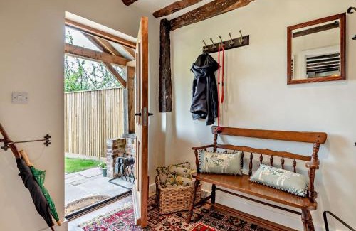 New Forest District House | 3 Bed in Godshill Wood 94495