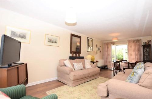 Great Snoring House | 3 Bed in Great Snoring KT075