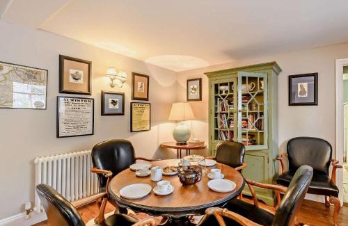 Harbottle House | 3 Bed in Harbottle 61257