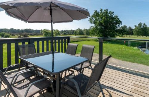 Hopton House | 3 Bed in Hopton 88649
