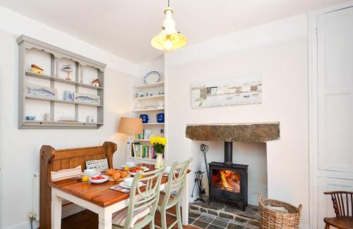 Kingsbridge House | 3 Bed in Kingsbridge 47410