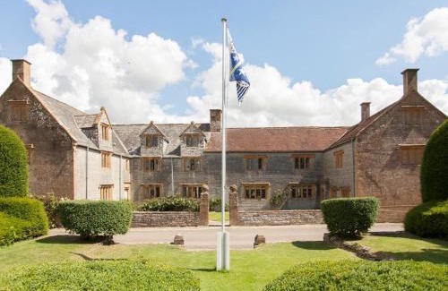 Muchelney House | 3 Bed in Langport 75576