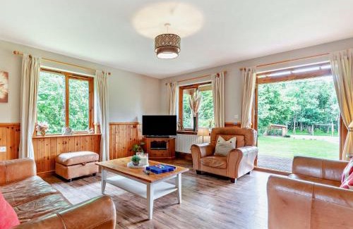 Little Marcle House | 3 Bed in Ledbury 77379