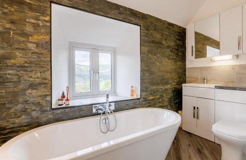 Glyndyfrdwy House | 3 Bed in Llangollen 92019