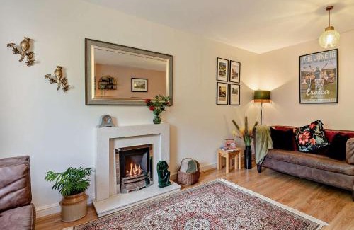 Matlock House | 3 Bed in Matlock 90663