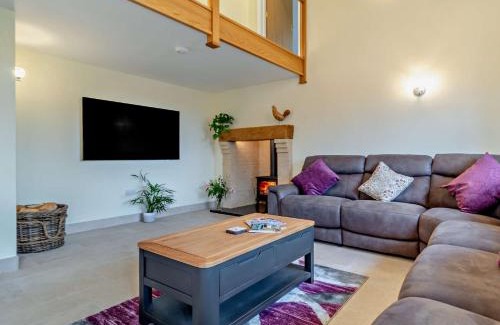 Repps with Bastwick House | 3 Bed in Repps with Bastwick 94054