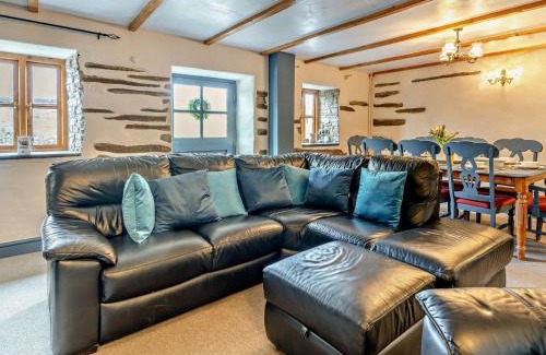 Llandysul House | 3 Bed in Rhydlewis 94117